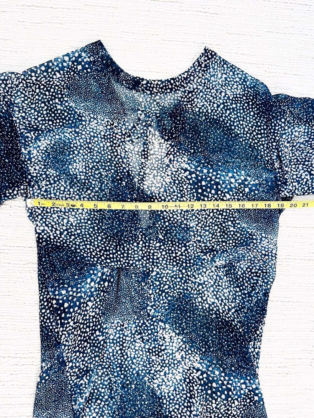 MALIA MILLS Candice Size M Semi-Sheer Cover-Up Eurosummer Vacation Luxury Flowy - Picture 7 of 11